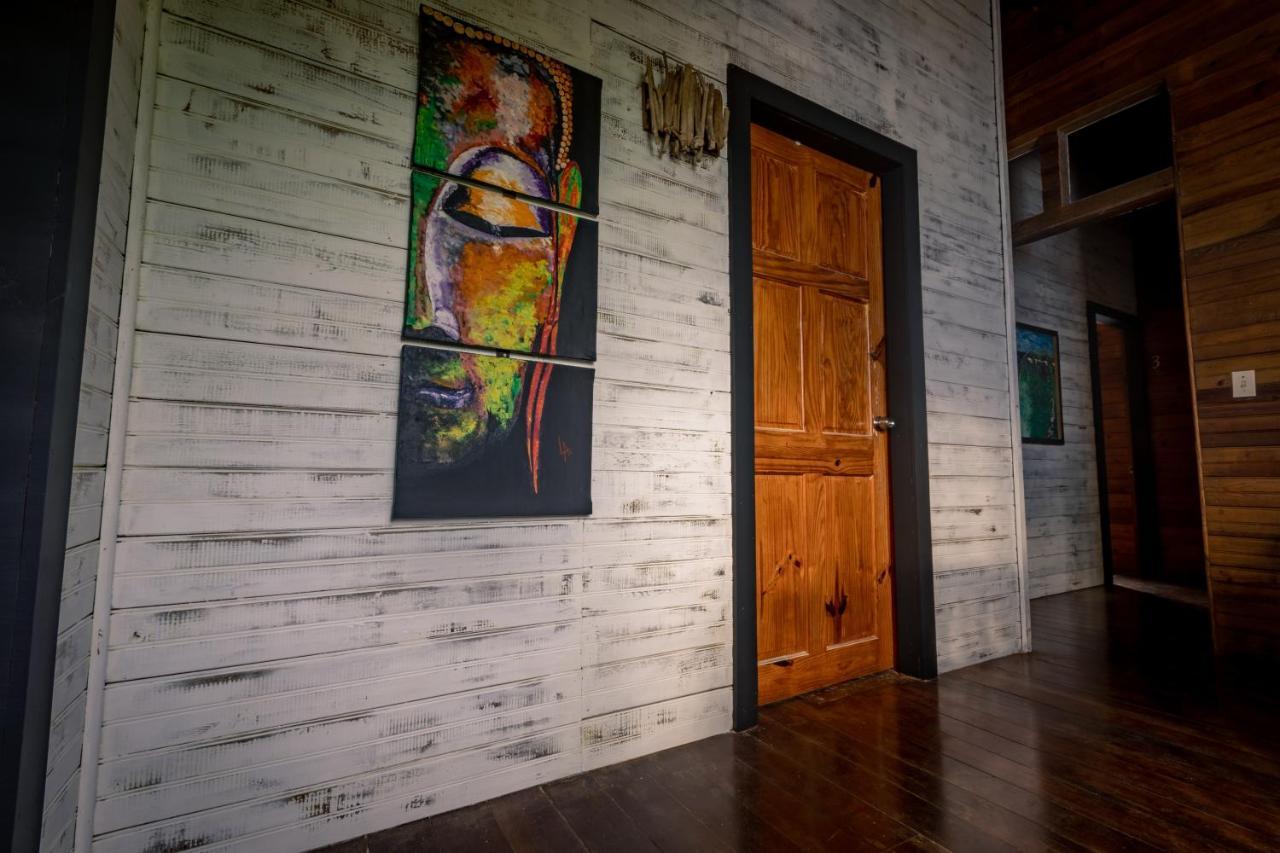 Barrbra Bnb Over The Sea Bocas del Toro Exterior foto