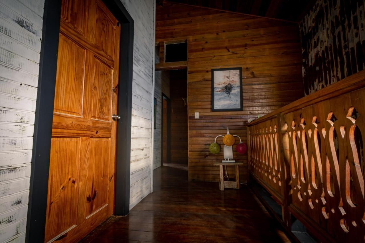 Barrbra Bnb Over The Sea Bocas del Toro Exterior foto