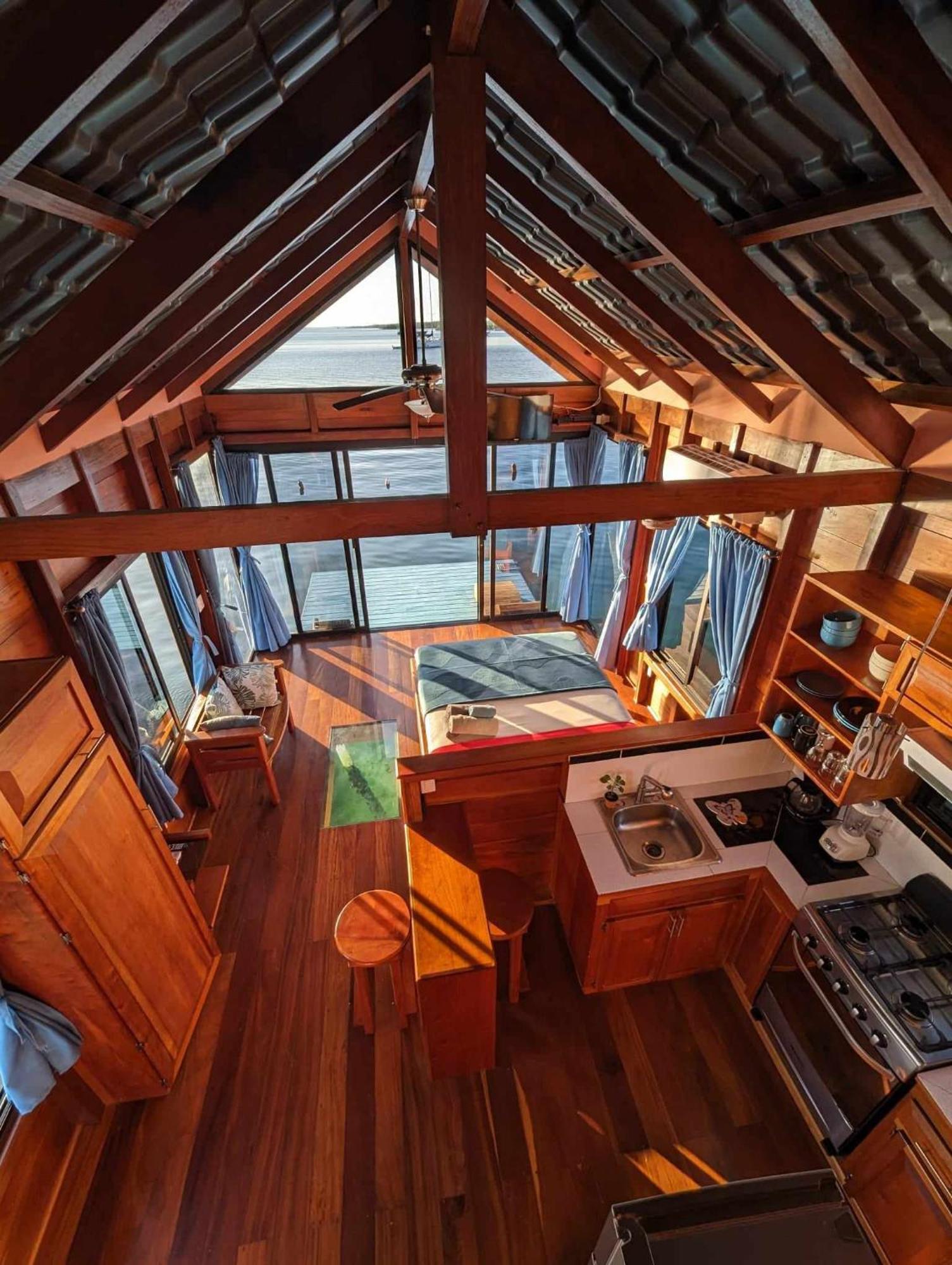 Barrbra Bnb Over The Sea Bocas del Toro Exterior foto