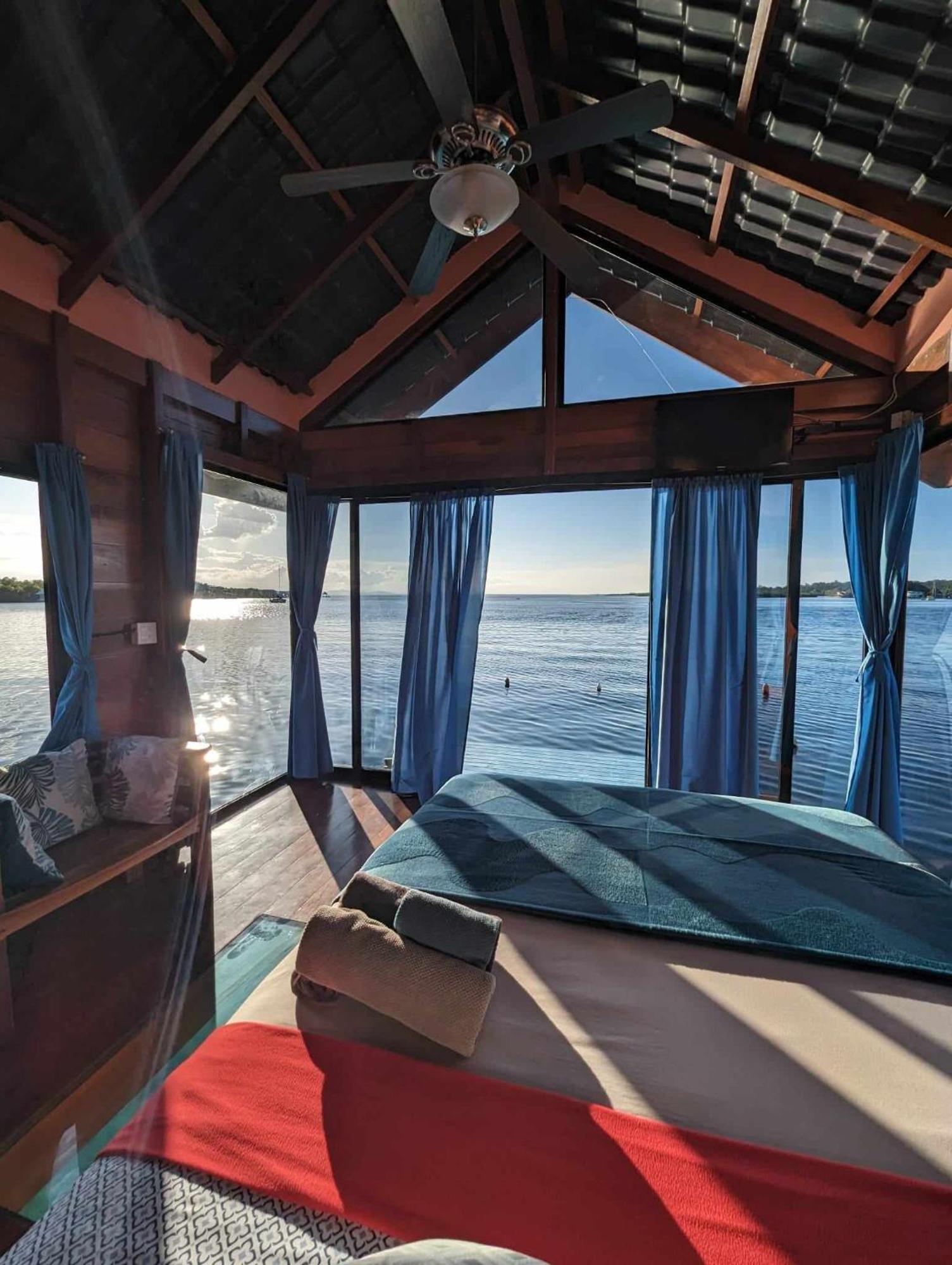 Barrbra Bnb Over The Sea Bocas del Toro Quarto foto